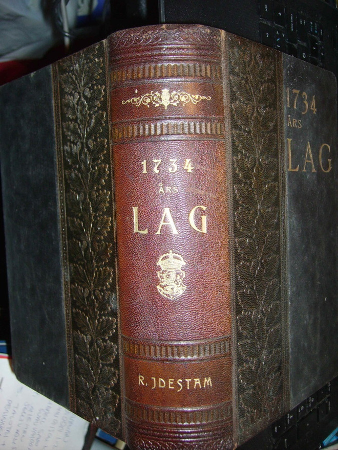 R. Idestam : 1734 ÅRS LAG  ( 1 p. 1902 ) sis. postikulut