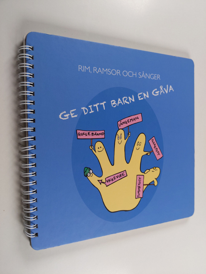Camilla Paro-Koivisto : Ge ditt barn en gåva : rim, ramso...