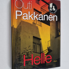 Outi Pakkanen : Helle - pikkukuva 1