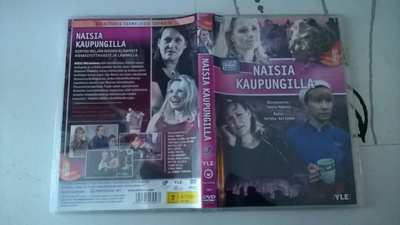 Naisia Kaupungilla