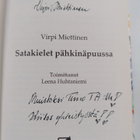Virpi Miettinen : Satakielet pähkinäpuussa (signeerattu, ... - pikkukuva 3