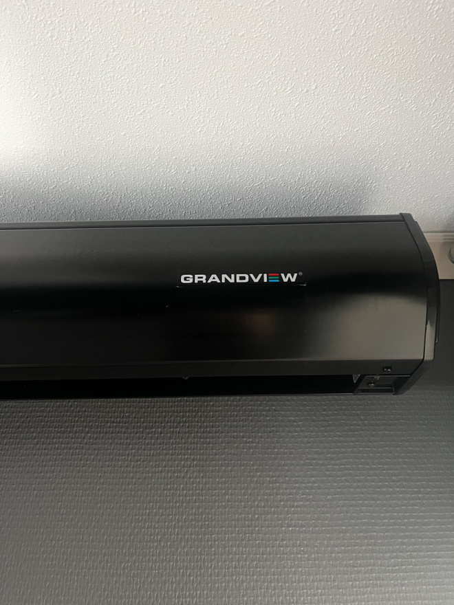 Grandview Cyber Tab-Tension 106" 16:9 -sähkökäyttöinen valko