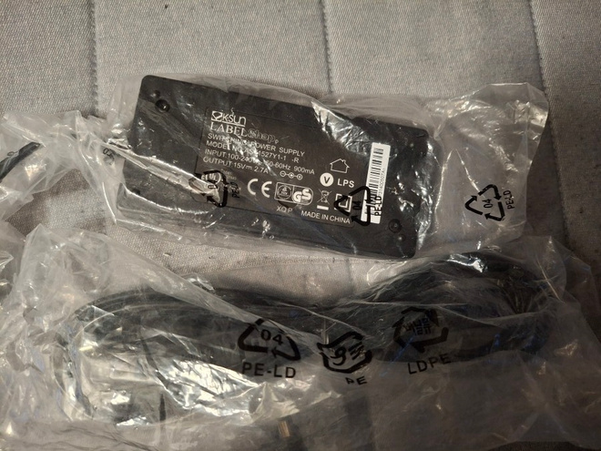 Ksun label shop switching power supply AST 1527Y1-1 15V 2.7A