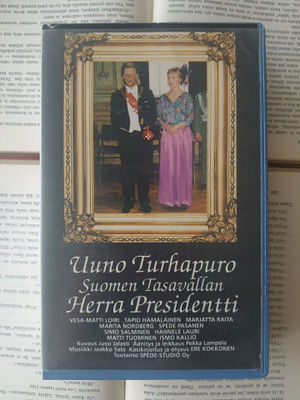 Uuno Turhapuro Suomen Tasavallan Herra Presidentti (VHS)