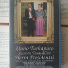 Uuno Turhapuro Suomen Tasavallan Herra Presidentti (VHS) - pikkukuva 1