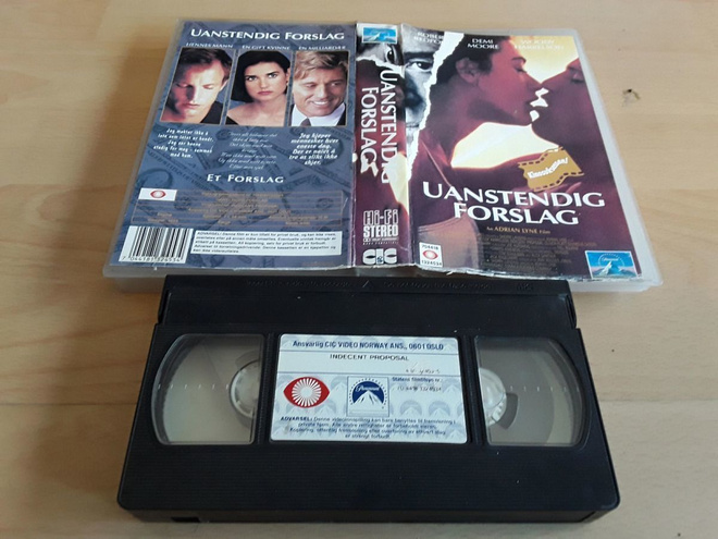 Indecent Proposal - NO VHS (CIC)