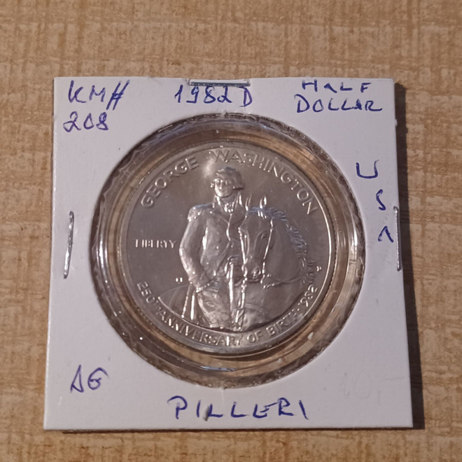 1/2 Dollar 1982 D. USA Hopea 900. KM# 208. UNC (K)