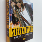 Steven Tyler : Maailmojen välissä : Rock'n'roll -muistelmat - pikkukuva 1