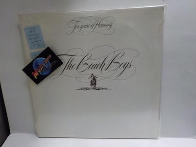THE BEACH BOYS - TEN YEARS OF HARMONY M-/M- 2LP +