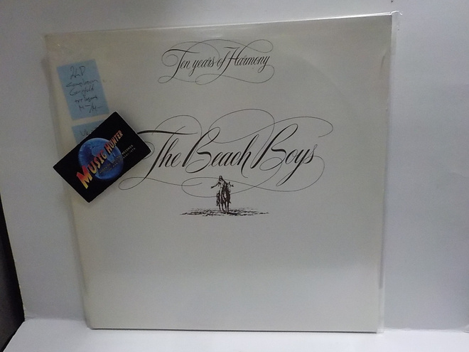 THE BEACH BOYS - TEN YEARS OF HARMONY M-/M- 2LP +