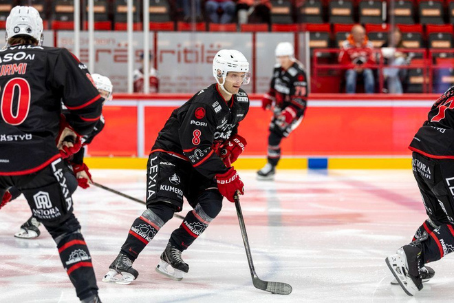Olofsson Karhu pelipaita Porin Ässät Game Worn