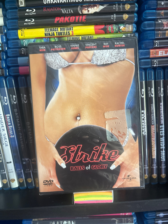 (Uusi) Strike balls of glory (2007)