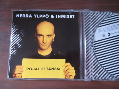 Herra Ylppö & Ihmiset: Pojat ei tanssi CD