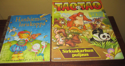 Tao Tao Sirkuskarhun puijaus ja Hanhiemon lorukoppa.