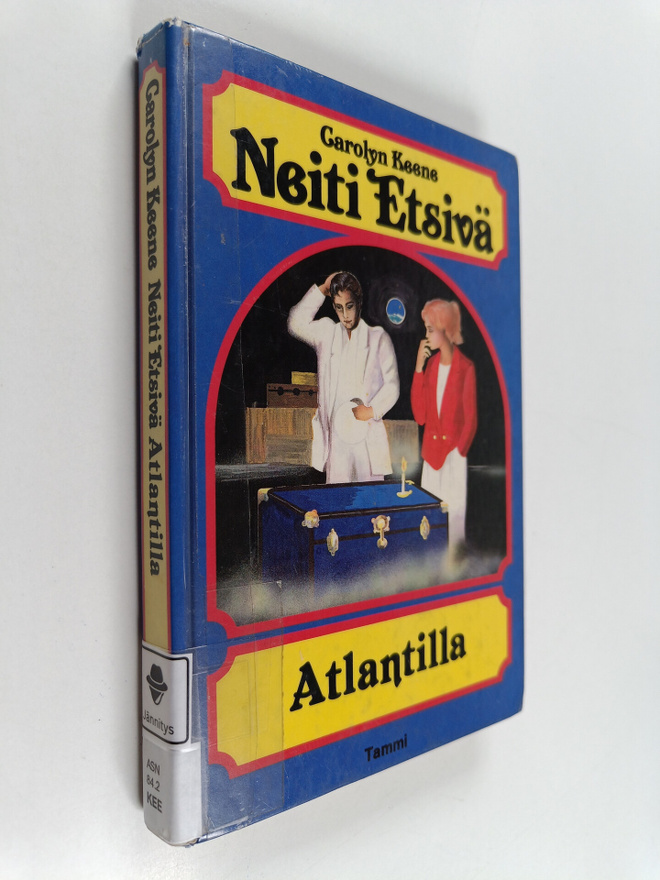 Carolyn Keene : Neiti Etsivä Atlantilla