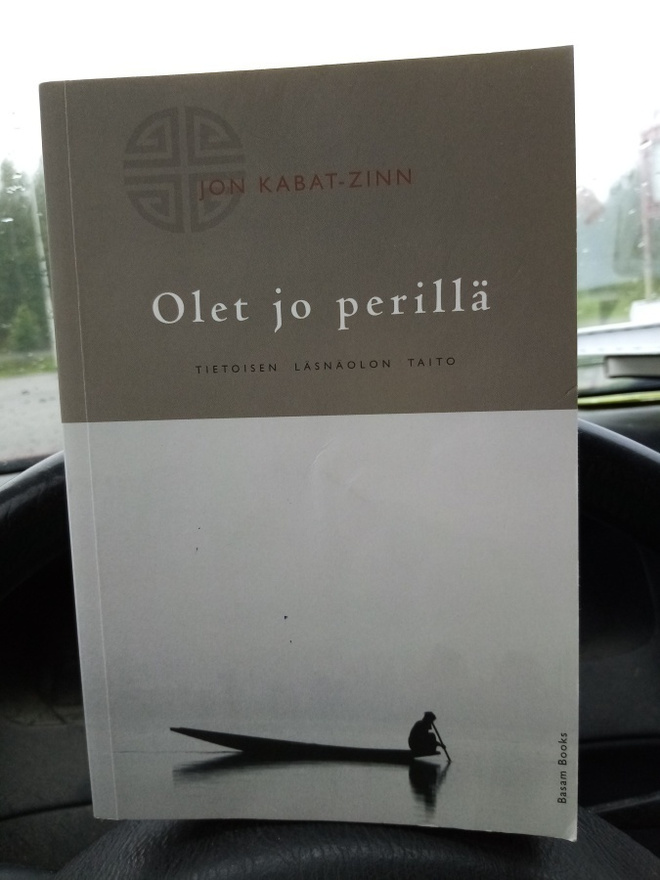 KABAT-ZINN  :  OLET JO Perillä ( SIS POSTIKULU)