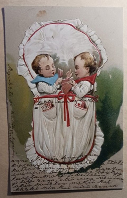 Lapset pelaamassa korttia unipussissa, kohop, p. 1908