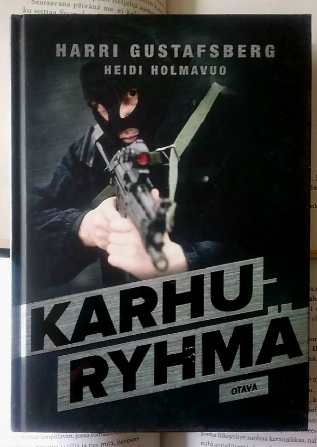 Harri Gustafsberg, Heidi Holmavuo - Karhuryhmä (sid.)