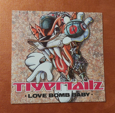 Tigertailz : 7" Love Bomb Baby (1989)