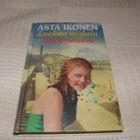 Asta Ikonen Luokan makein lomaromanssi - pikkukuva 1