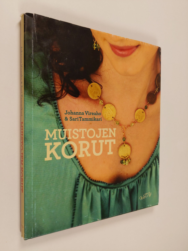 Johanna Vireaho : Muistojen korut