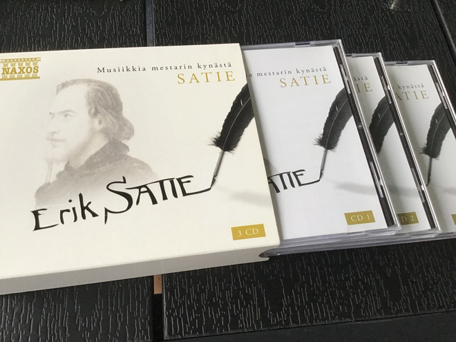 Erik Satie . Musiikkia mestarin kynästä 3 x CD