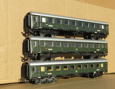 Märklin pikajunan oldtimer vaunut 3 kpl 22cm