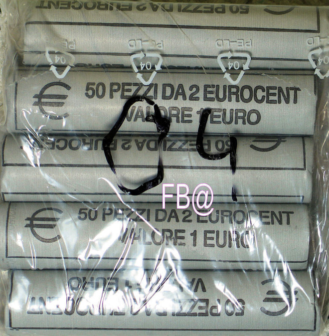 2004 ITALIA 2c rulla vuosiluku näkyy