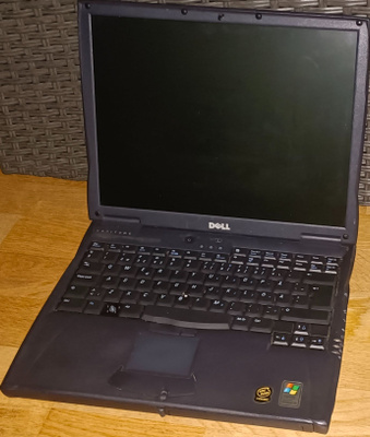 Vintage Dell Latitude Läppäri