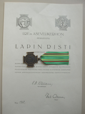 Lapin risti 1939 - 1940 myöntökirjalla