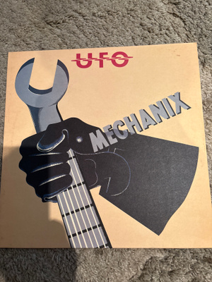 UFO vinyyli