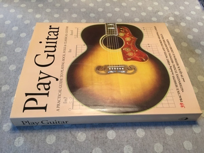 PLAY QUITAR A PRACTICAL GUIDE TO PLAYING ROCK HIENO