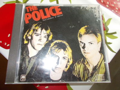 CD THE POLICE ** OUTLANDOS D'AMOUR **