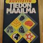 KUVITETTU TIEDON MAAILMA - pikkukuva 1