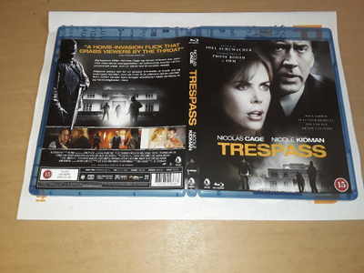 Trespass - DA Region B Blu-Ray (Mis.Label)