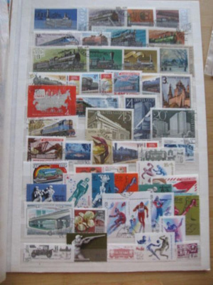 Venäläisin postimerkkejä levyllinen