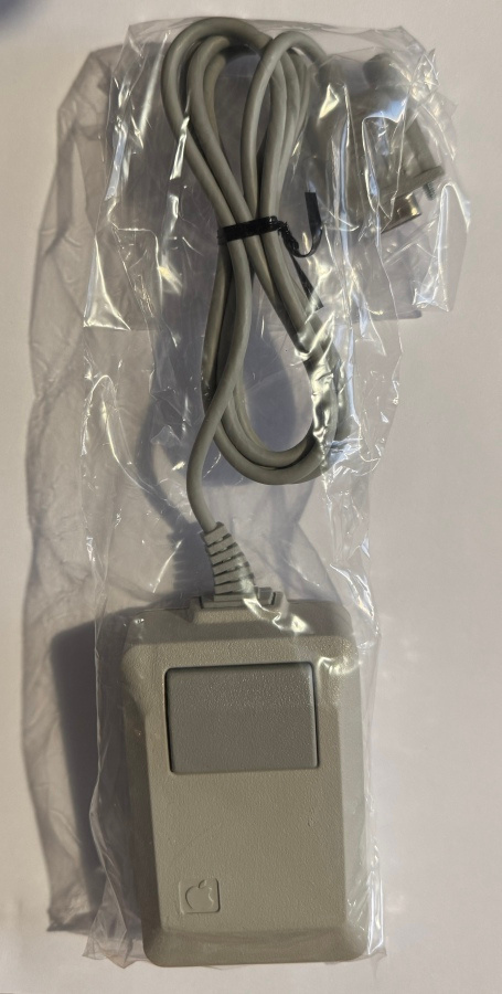 Apple Macintosh hiiri M0100 sopii 128K, 512K, Plus avaamaton