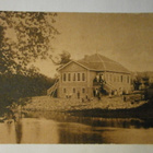 IIsalmi, Runnin Kylpylaitos, kahvila, väkeä portailla, 1920 - pikkukuva 1