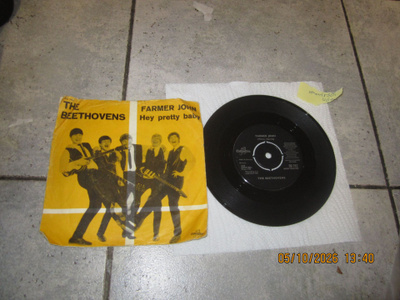 7" vinyyli: The Beethovens – Farmer John (1964)