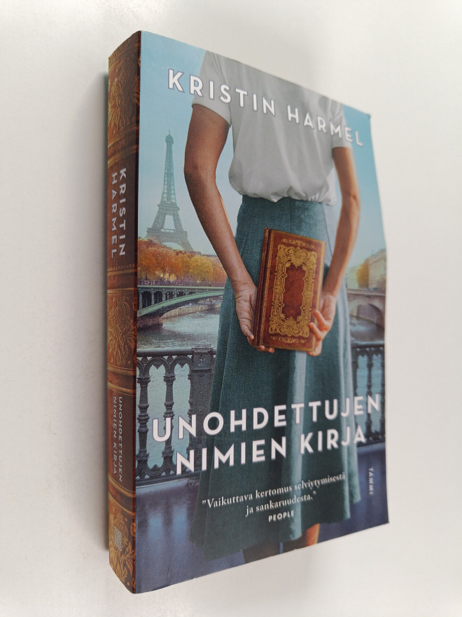 Kristin Harmel : Unohdettujen nimien kirja