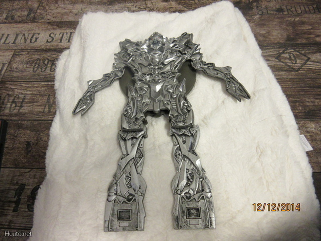 Transformers: Dark of the Moon (3D) SPECIAL EDITION!