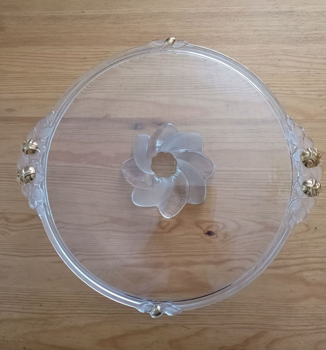 Tarjoiluastia Walther Glas
