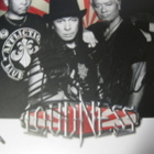 LOUDNESS - VÄRILLINEN PROMOKUVA KOKO BÄNDIN NIMMAREILLA! - pikkukuva 2