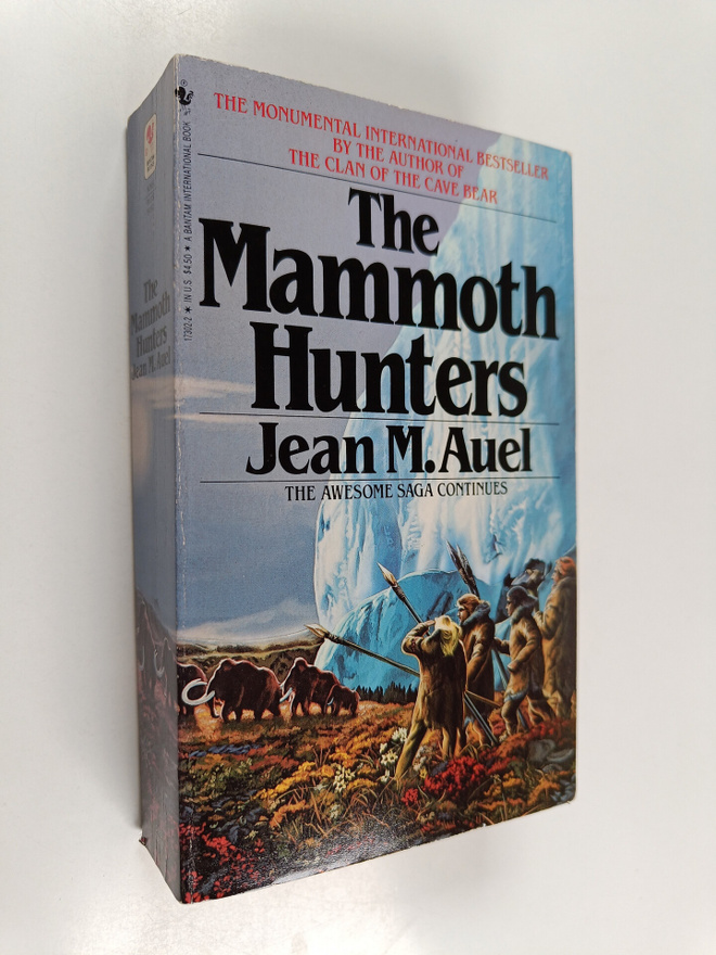 Jean M. Auel : The Mammoth Hunters