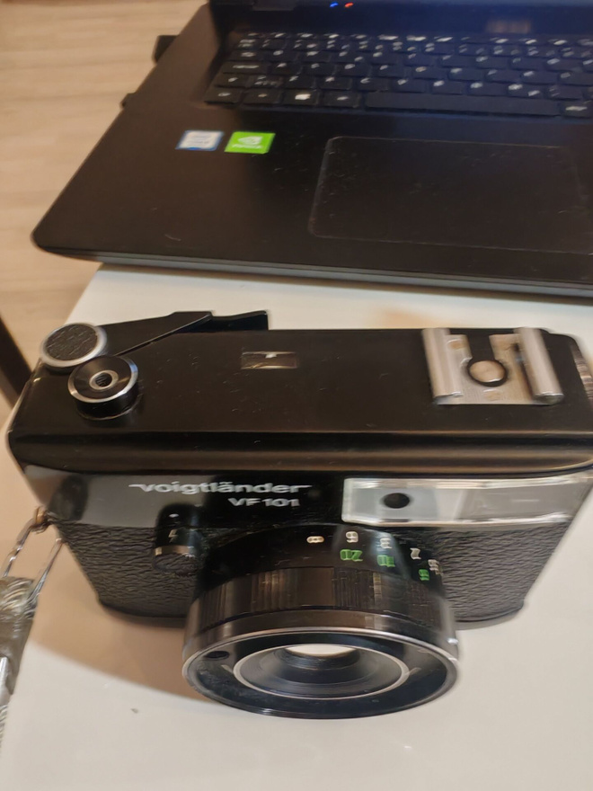 Voigtländer VF 101 filmikamera
