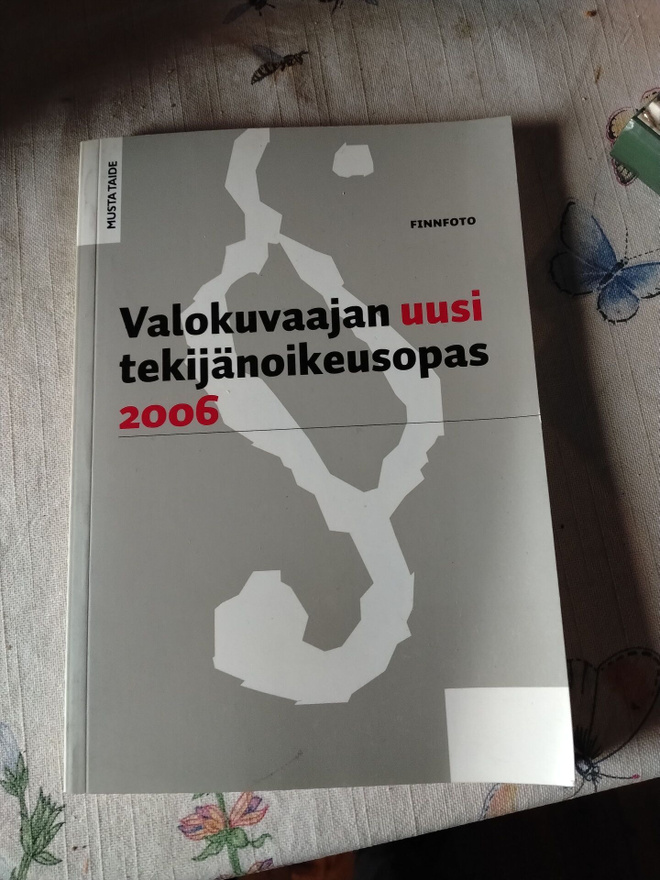 valokuvaajan uusi tekijänoikeusopas 2006
