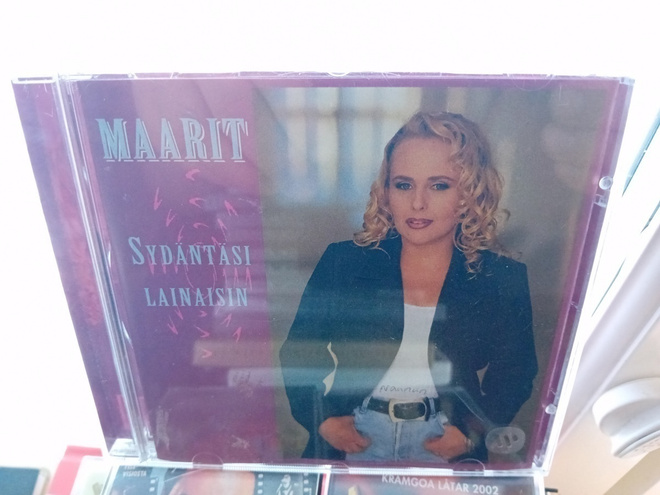 Cd Maarit : Sydäntäsi lainaisin ( SIS POSTIKULU  )