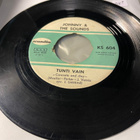 JOHNNY & THE SOUNDS: Tunti vain * Mä elän yhtä…* FIN 1965 - pikkukuva 1
