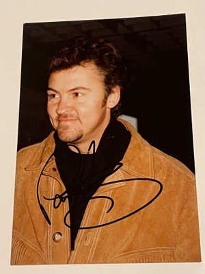 Paul Young valokuva nimikirjoituksella