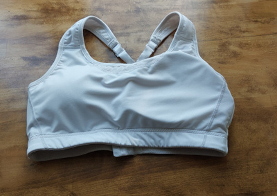 Valkoiset sporttiliivit koko S